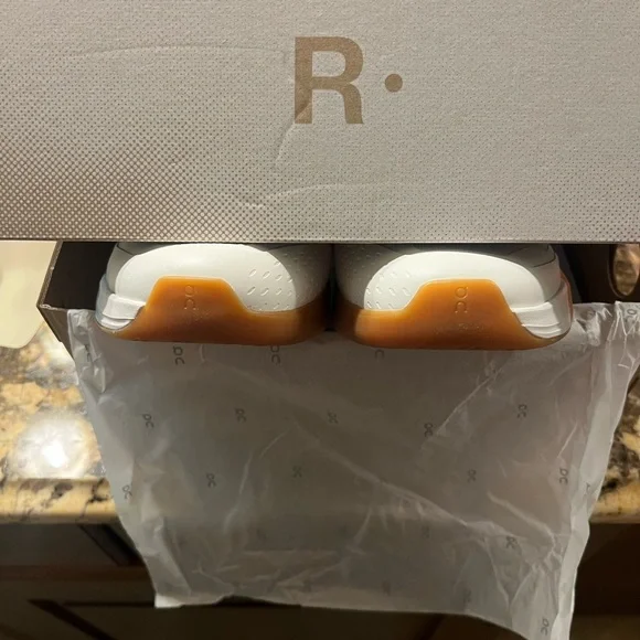 On Tennis The Roger ADV Pro Sneakers - Picture 3 of 6